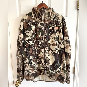 Sawtooth Hybrid Jacket